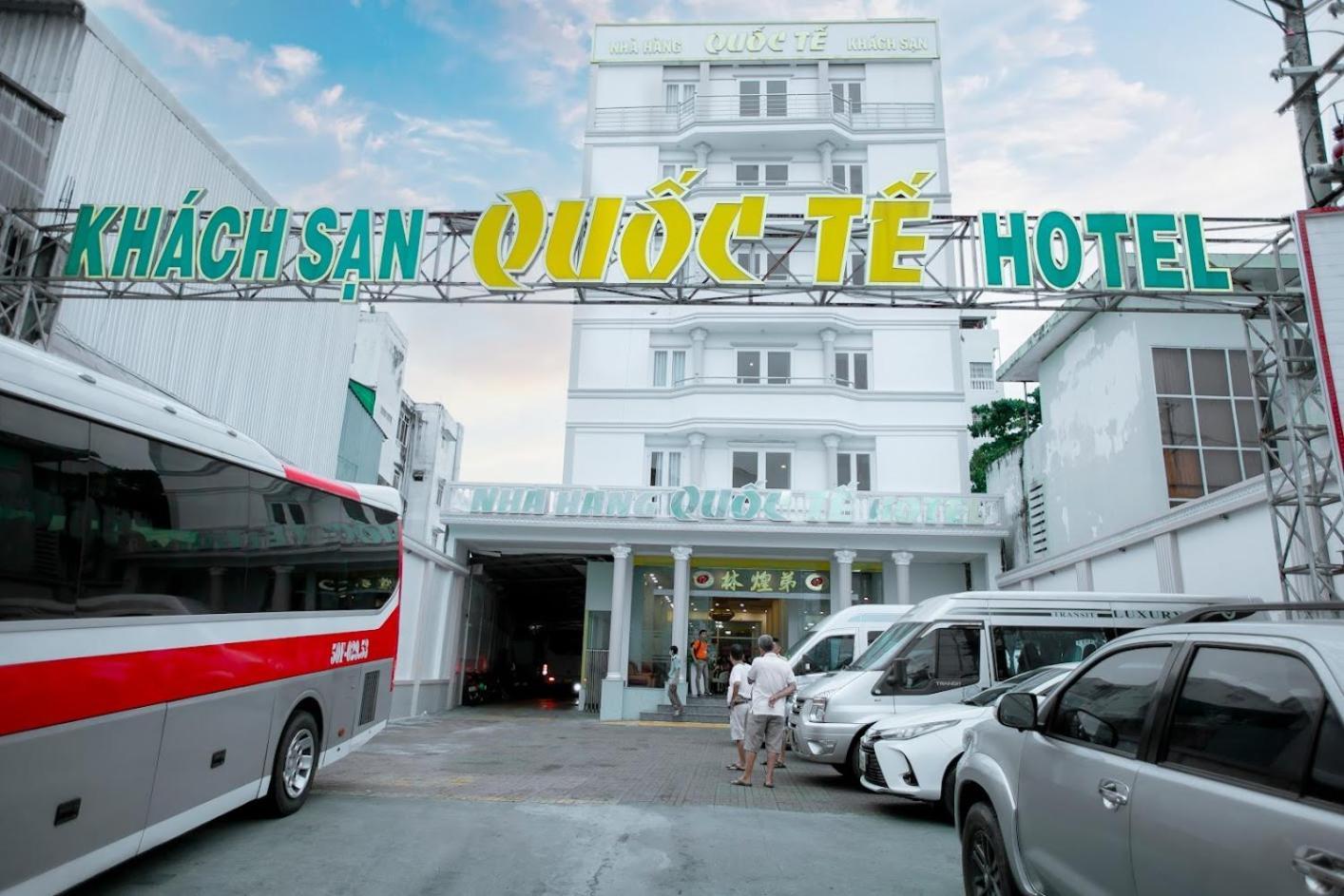 Hotel Khach San Quoc Te à Cà Mau Extérieur photo